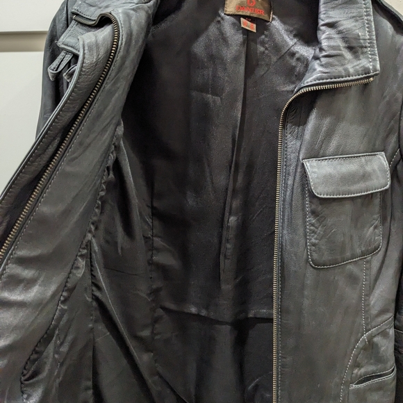 Danier leather jacket - Picture 3 of 5
